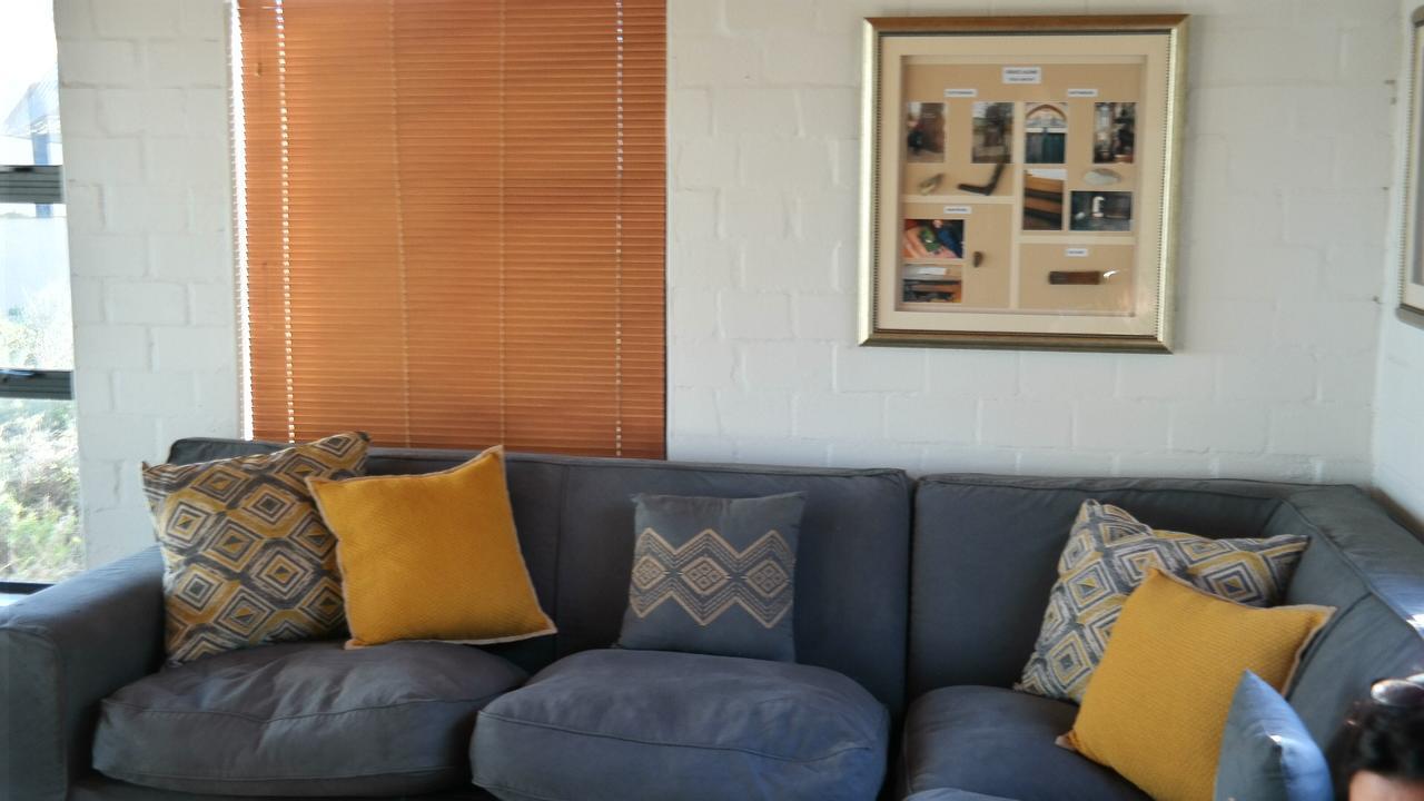 West Coast Seaside Getaway Hotel Grotto Bay Eksteriør billede