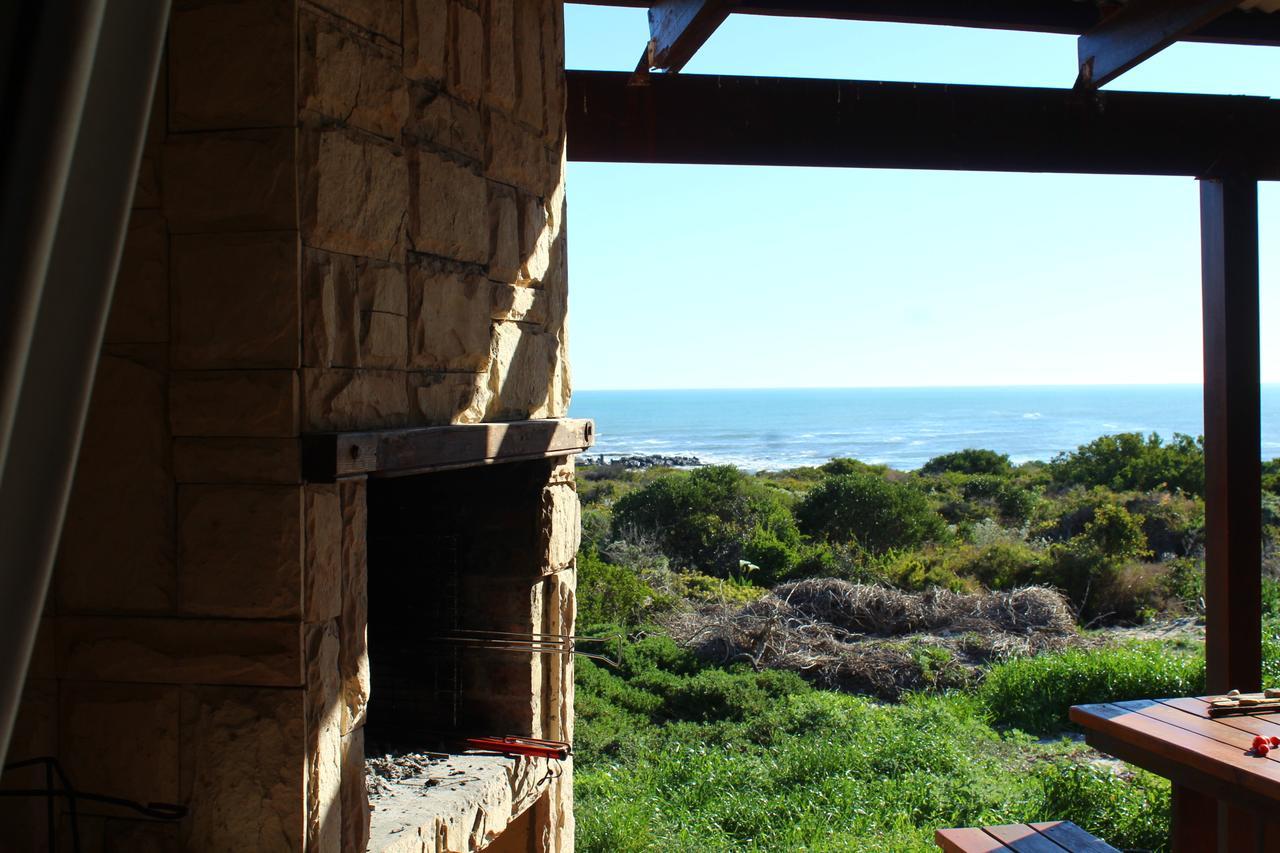 West Coast Seaside Getaway Hotel Grotto Bay Eksteriør billede