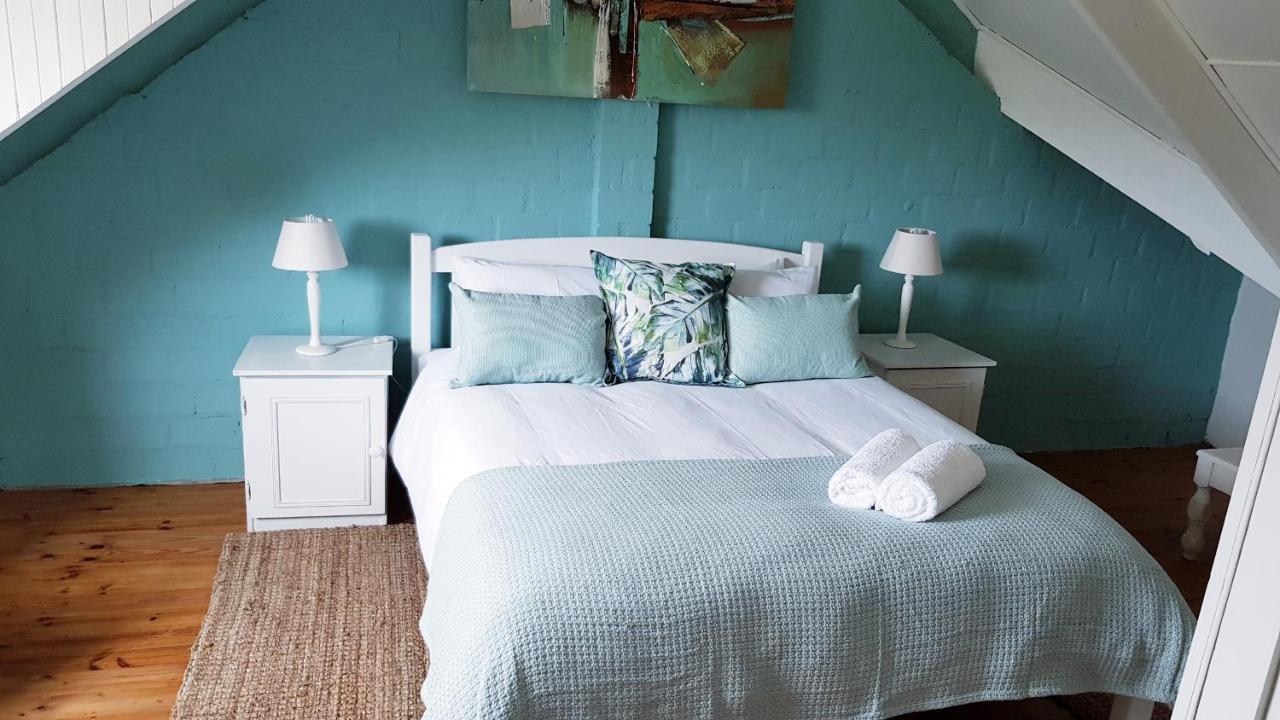 West Coast Seaside Getaway Hotel Grotto Bay Eksteriør billede