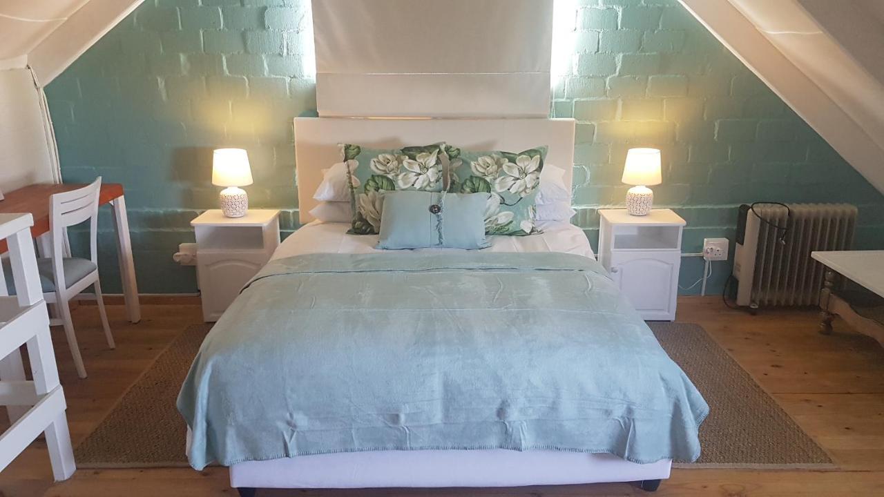 West Coast Seaside Getaway Hotel Grotto Bay Eksteriør billede